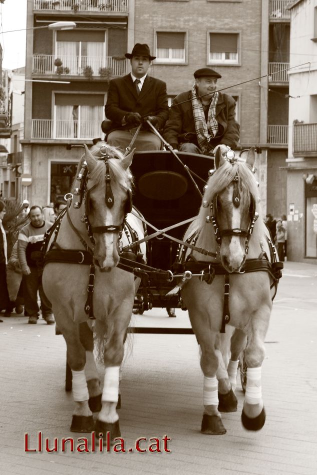 Carruatge dels tres tombs